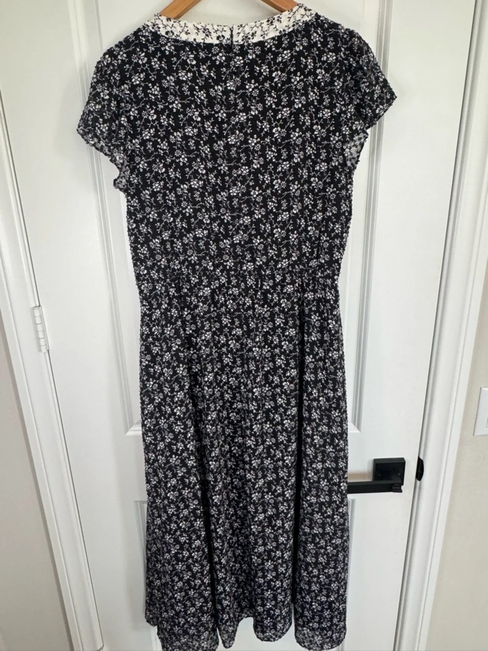 Madewell Black Floral Midi Dress Boho Cottagecore Flutter Sleeve Size 6 - Picture 8 of 10